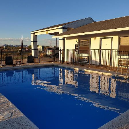 Riata Inn - Marfa Dış mekan fotoğraf